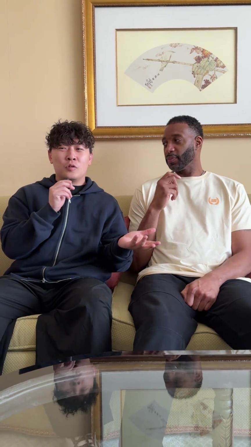 小伙子你真勇啊，在麥迪面前“那個，那個”的