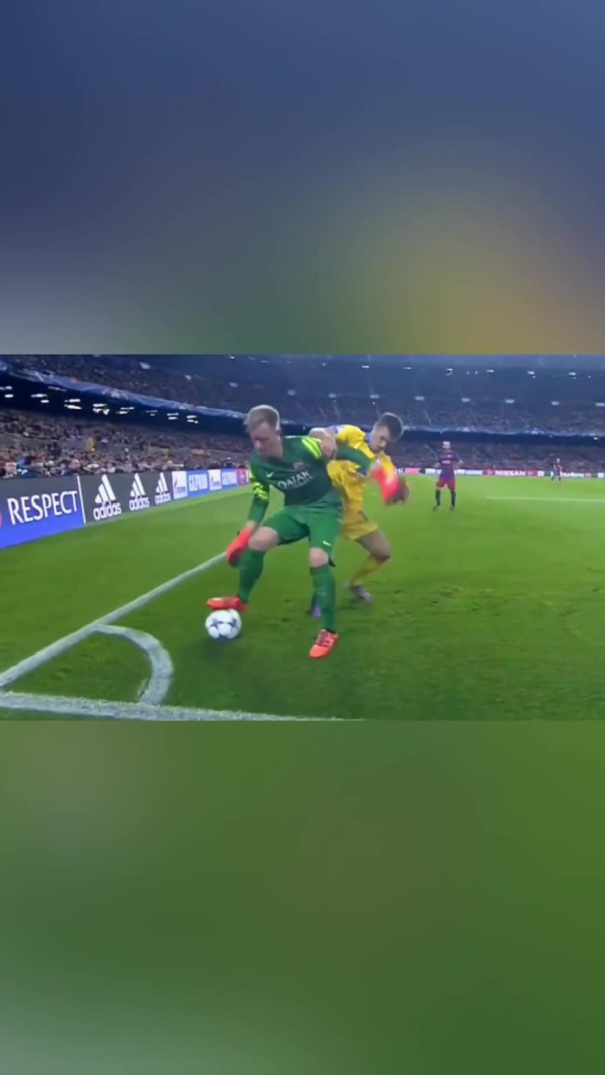 特爾施特根：老子的護(hù)球像亨利！誰來了也不好使！